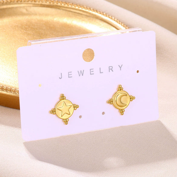 Wholesale Simple Elegant Geometric Star Copper Earrings With Electroplating Treatment