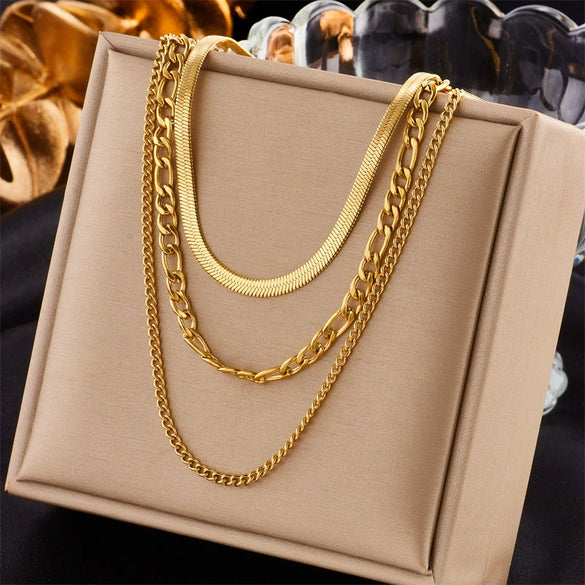Wholesale Simple Elegant Multi Layer Titanium Steel Chain Necklace With Geometric Pattern And Electroplating For Women