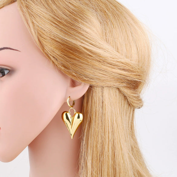 Wholesale Simple Fashion Love Heart Pendant Earrings For Women Copper Gold Plated