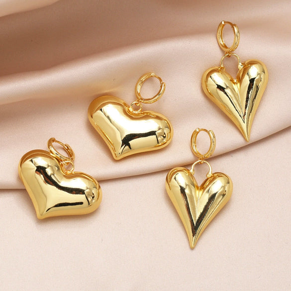 Wholesale Simple Fashion Love Heart Pendant Earrings For Women Copper Gold Plated