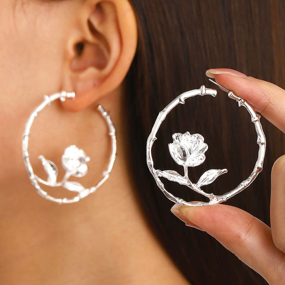 Wholesale Simple Fashion Rose Flower Earrings For Women Zinc Alloy Set With Diamonds