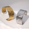 Wholesale Simple Fashionable Corrugated Glossy 18K Goldplated Stainless Steel Open Bracelet That Does Not Fade