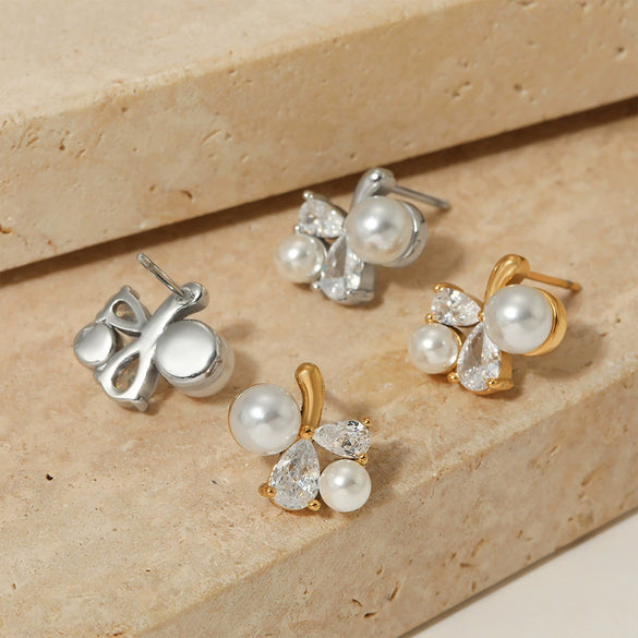 Wholesale Simple Flower Shaped Stainless Steel Inlaid Earrings With Pearl Zircon Electroplated