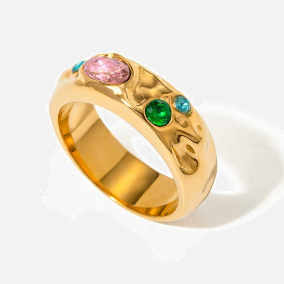 Wholesale Simple Geometric Stainless Steel Ring Inlaid With Three Zircons And Electroplated With 18K Gold For Women's Fashion Jewelry