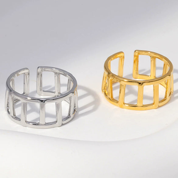 Wholesale Simple Geometric Stainless Steel Women's Open Rings With 18K Real Gold Electroplating