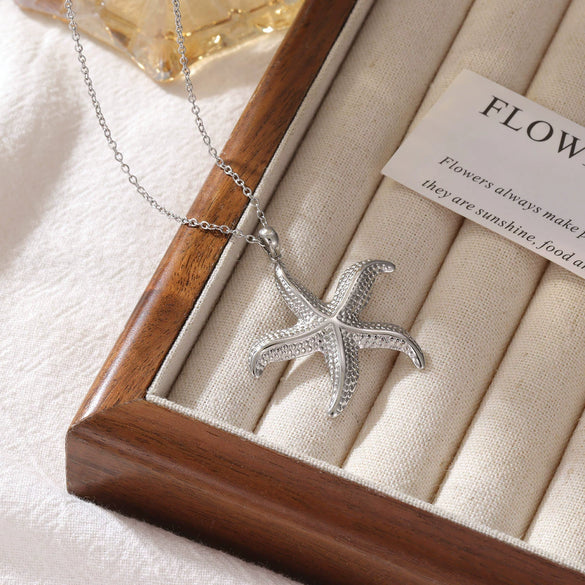 Wholesale Simple Geometric Titanium Steel Starfish Pendant Necklace With Electroplating For Women