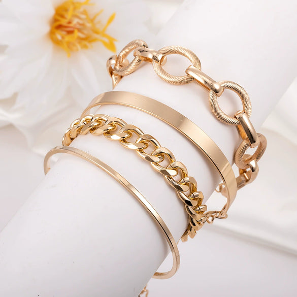 Wholesale Simple Golden Wide Open 4Piece Set Alloy Bracelet Jewelry With Geometric Style And Electroplating Treatment