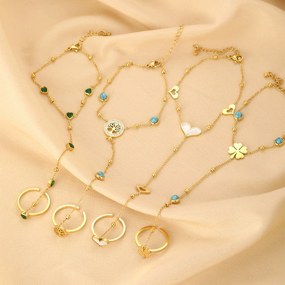 Wholesale Simple Heart Shape Stainless Steel Gold Plated Bracelet For Women