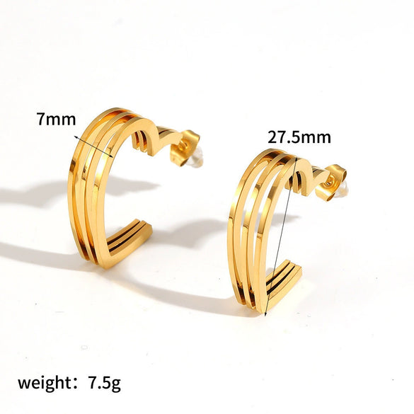 Wholesale Simple Heartshaped Titanium Steel And Stainless Steel Earrings For Women With Vacuum Real Gold Plating