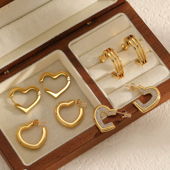 Wholesale Simple Heartshaped Titanium Steel And Stainless Steel Earrings For Women With Vacuum Real Gold Plating