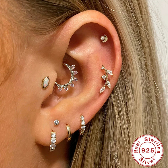 Wholesale Simple Ins Style Sterling Silver 925 Human Body Puncture Cartilage Round Nose Ring Open Ring With Electroplating And Geometric Design
