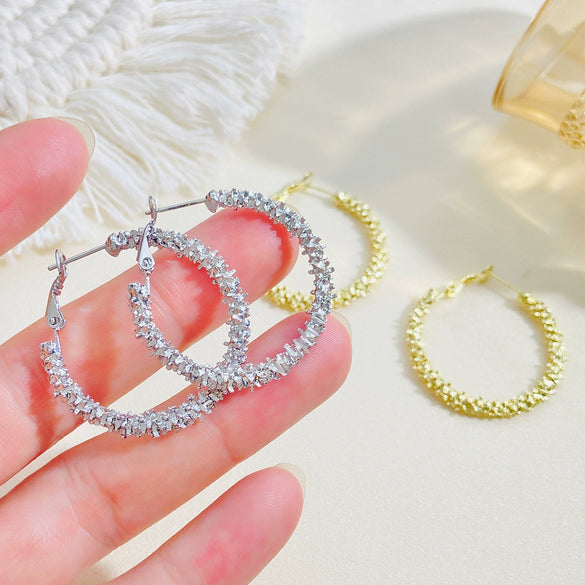 Wholesale Simple Irregular Spiny Circle Alloy Earrings With Electroplating Geometric Design For Women