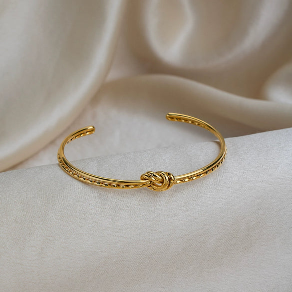 Wholesale Simple Knotted Open Bracelet Stainless Steel 18K Gold Electroplated Retro Bracelet For Women