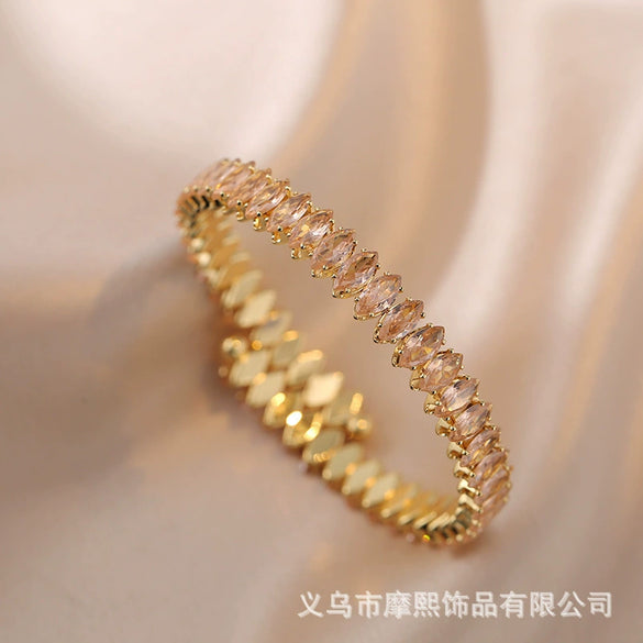 Wholesale Simple Light Luxury Copper Zircon Set Bracelet Jewelry For Female