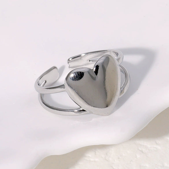 Wholesale Simple Love Shaped Stainless Steel Ring For Women 18K Gold Plated Electroplated