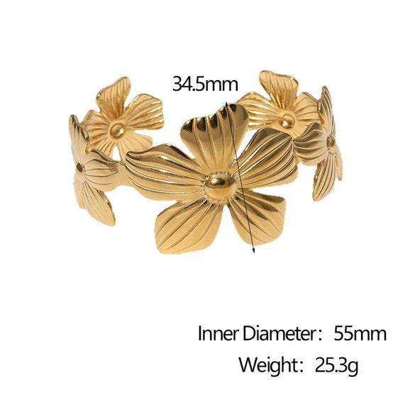 Wholesale Simple Retro Fivepetal Flower Stainless Steel Electroplated Women's Bracelet