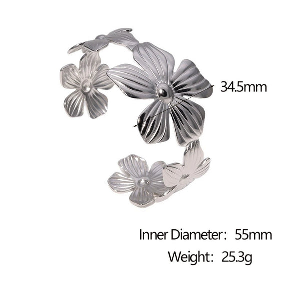 Wholesale Simple Retro Fivepetal Flower Stainless Steel Electroplated Women's Bracelet