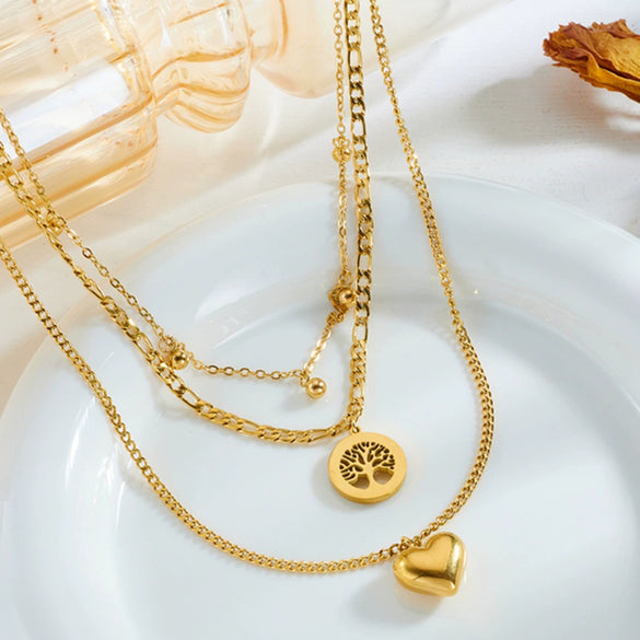 Wholesale Simple Retro Multi Layer Chain Love Round Pendant Necklace In Titanium Steel With Geometric Pattern And Electroplating