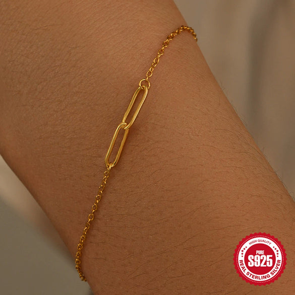 Wholesale Simple S925 Sterling Silver Clip Bracelet For Ladies With Geometric Design And Electroplating Treatment