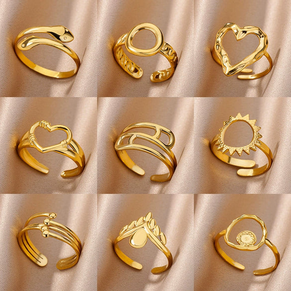 Wholesale Simple Stainless Steel Geometric Heartshaped Hollow Ring For Men And Women With Electroplating