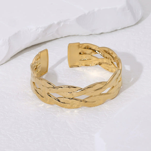 Wholesale Simple Style Titanium Steel Woven Pattern Electroplated Bracelet