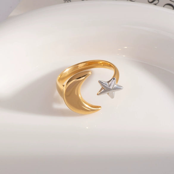 Wholesale Simple Temperament Moon Star Opening Ring In Stainless Steel With Geometric Design And Pvd Furnace Vacuum Real Gold Plating For Women