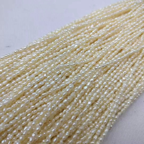 Wholesale Small Riceshaped Natural Freshwater Pearl Necklace For Clothing Accessories Materials