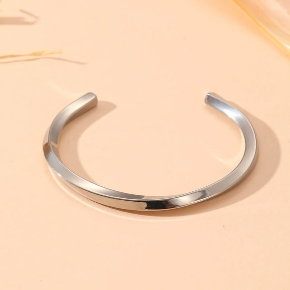 Wholesale Smooth Buckle Bamboo Style Titanium Steel Bracelet With Electroplating