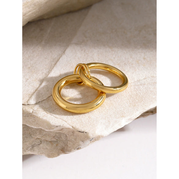 Wholesale Smooth Metal Two Piece Unisex Ring Made Of Stainless Steel With Electroplating Treatment