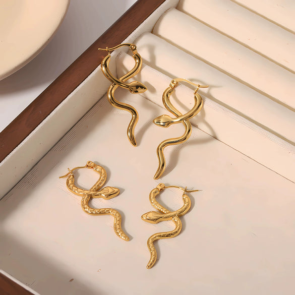 Wholesale Snakeshaped Titanium Steel And Stainless Steel Earrings For Women With Animal Pattern And Electroplating Treatment Personality Style
