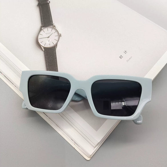 Wholesale Square Frame Sunglasses With Thick Black Pc And Resin Material For Men And Women Trendy And Anti Blue Light