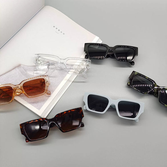 Wholesale Square Frame Sunglasses With Thick Black Pc And Resin Material For Men And Women Trendy And Anti Blue Light