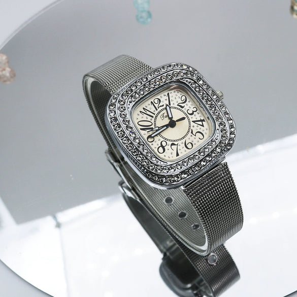 Wholesale Square Quartz Watch With Alloy Case Stainless Steel Strap And Diamondembedded Fashion Leisure Style