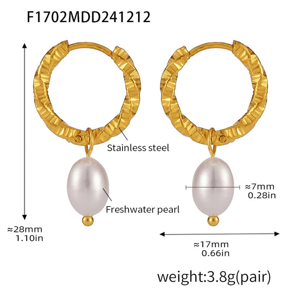 Wholesale Stainless Steel And Freshwater Cultured Pearl Earrings With Twist Buckle Pvd Plated In 18K True Gold Geometric Style