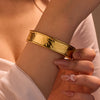 Wholesale Stainless Steel And 18K Electroplated Women's Fashion Widefaced Texture Bracelet Jewelry