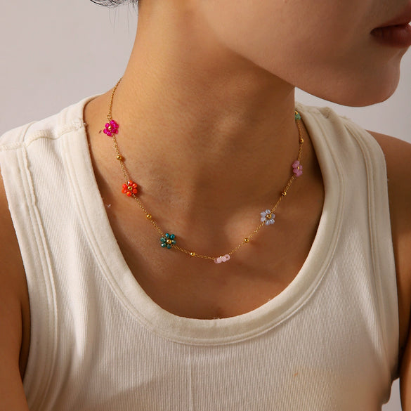 Wholesale Stainless Steel And Organic Glass Beaded Flower Geometric Style Chain Necklace For Women With Electroplating
