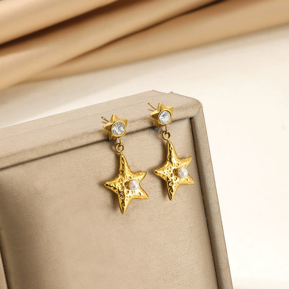 Wholesale Stainless Steel And Pearl Mini Flower Fivepointed Star Pendant Earrings Set With Electroplating