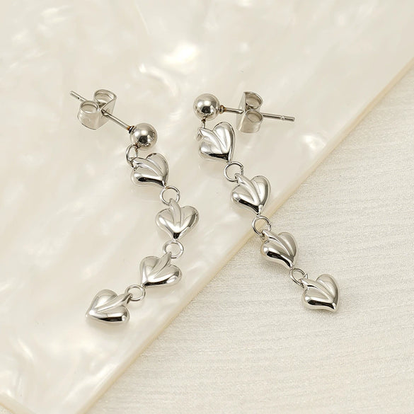 Wholesale Stainless Steel And Titanium Steel Fashion Love Tassel Heart Shape Earrings For Women 18K Gold Plated