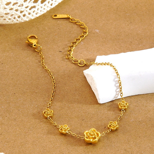 Wholesale Stainless Steel And Titanium Steel Flower Jewelry Set For Women With Electroplating And O Word Chain Design