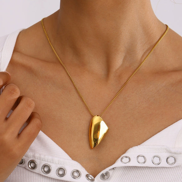 Wholesale Stainless Steel And Titanium Steel Geometric Pendant Necklace With Electroplating Treatment