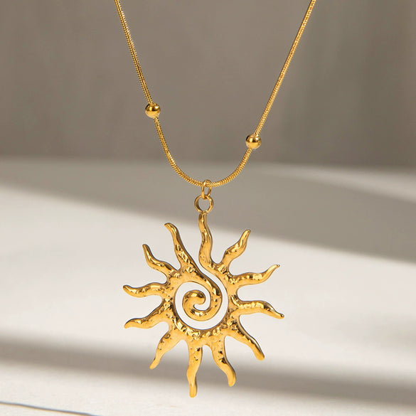 Wholesale Stainless Steel And Titanium Steel Hammer Spiral Sun Pendant Necklace With Geometric Pattern And Electroplating For Women