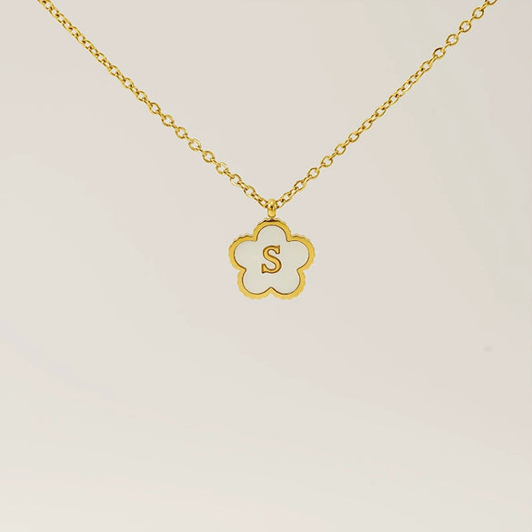 Wholesale 316L Stainless Steel And 316L Stainless Steel Letter And Five Leaf Clover Necklace With Electroplating Treatment