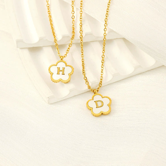 Wholesale 316L Stainless Steel And 316L Stainless Steel Letter And Five Leaf Clover Necklace With Electroplating Treatment