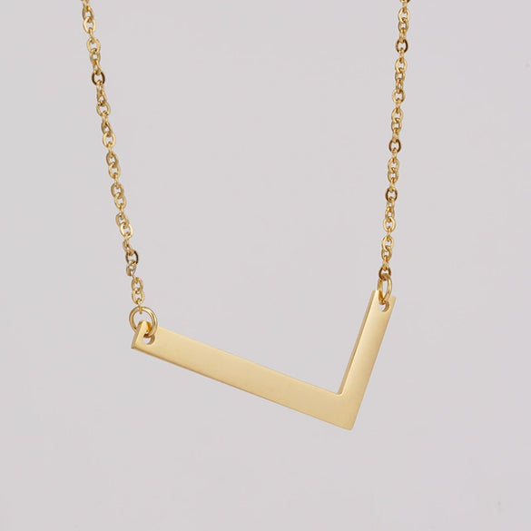 Wholesale 316L Stainless Steel And 316L Stainless Steel Letter Pendant Necklace For Women With Cross Chain And Electroplating Treatment