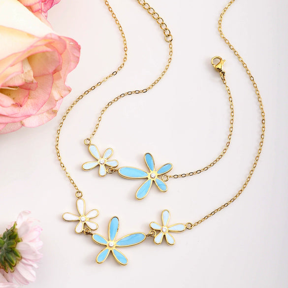 Wholesale Stainless Steel And Titanium Steel Light Luxury Geometric And Flower Pattern Electroplated Women's Necklace
