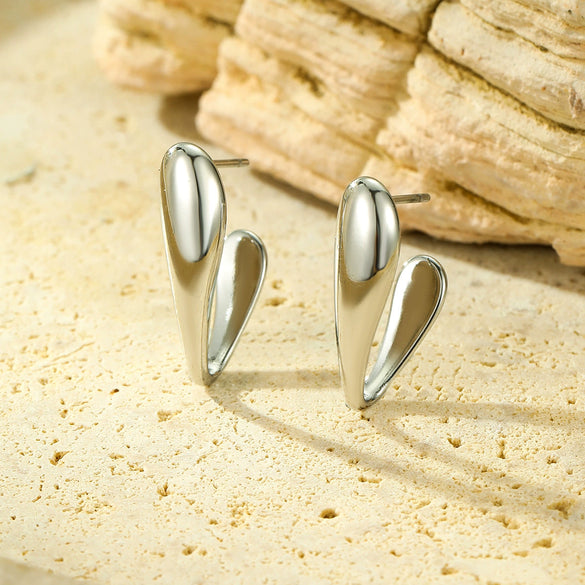 Wholesale Stainless Steel And Titanium Steel Vshaped Earrings Normcore Style Electroplated For Women