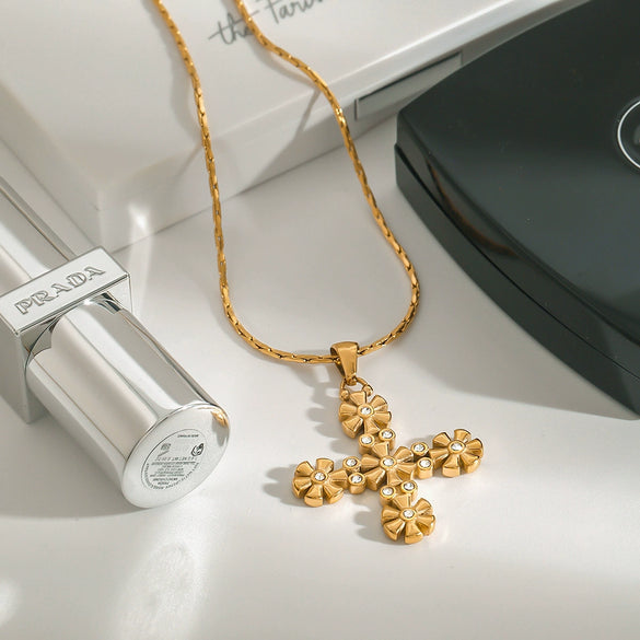 Wholesale Stainless Steel And Titanium Steel Women's Geometric Flower Cross Pendant Necklace With Diamond And Electroplating