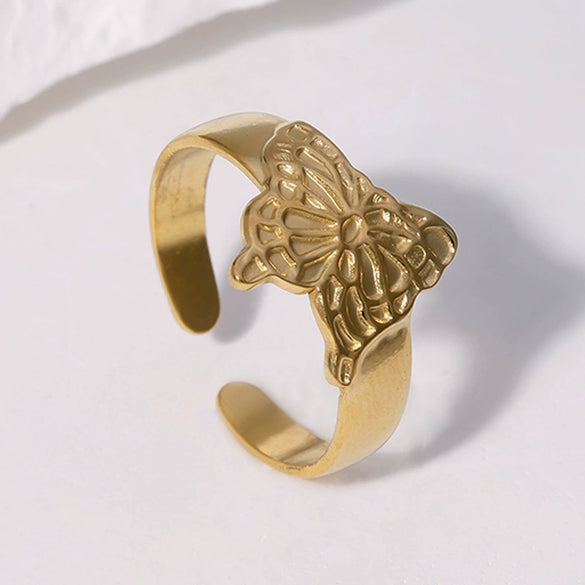 Wholesale Stainless Steel Animal Butterfly Ring Plated 18K Gold With Electroplating For Women