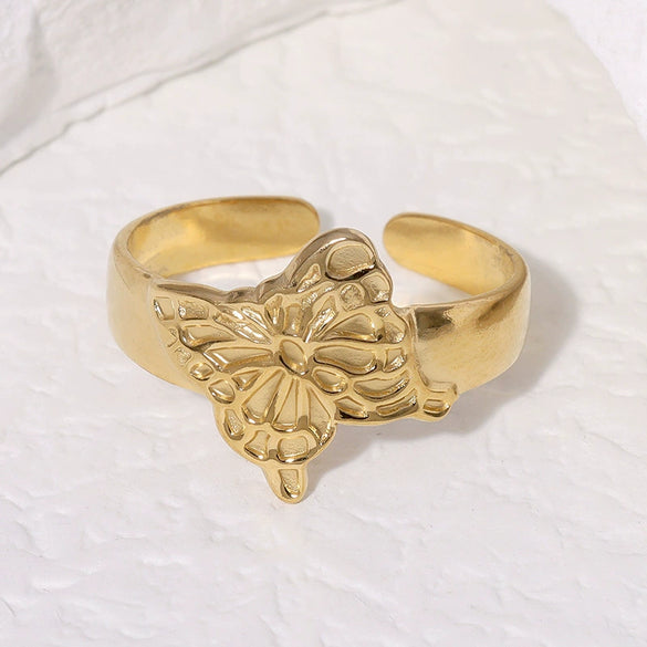 Wholesale Stainless Steel Animal Butterfly Ring Plated 18K Gold With Electroplating For Women