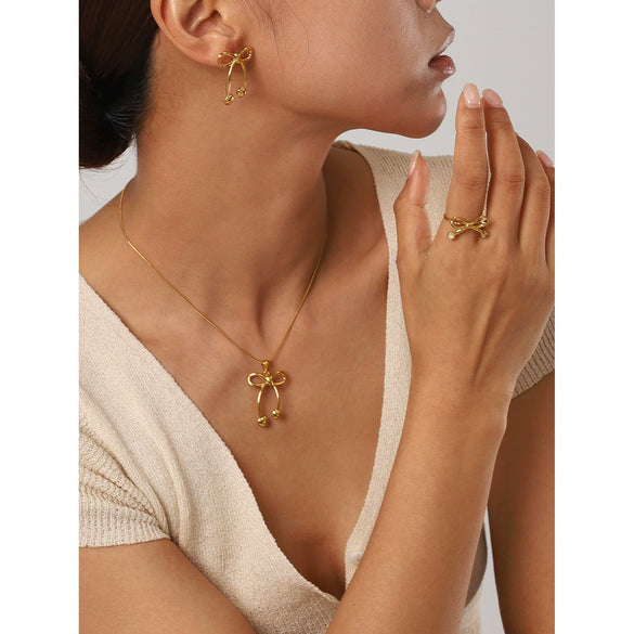 Wholesale Stainless Steel Bow Earrings And Butterfly Necklace With Electroplating And Unique Design